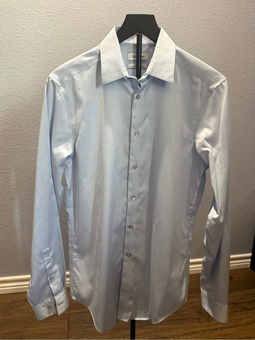 Calvin Klein Light Blue Long-Sleeve Dress Shirt